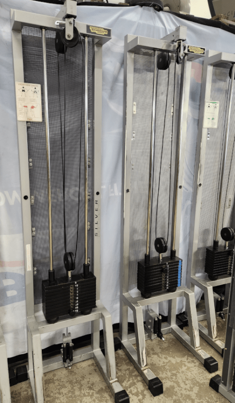 Alatalja/ylävetotalja Technogym